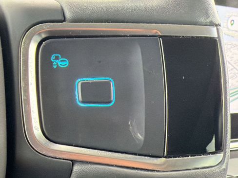 Used 2025 Ford Expedition Active AWD/4WD image 21