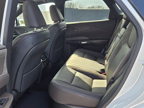 Certified 2024 Lexus RX 350 FWD w/ Convenience Package image 4