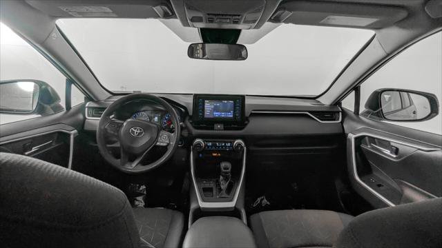 Used 2019 Toyota RAV4 XLE FWD image 26