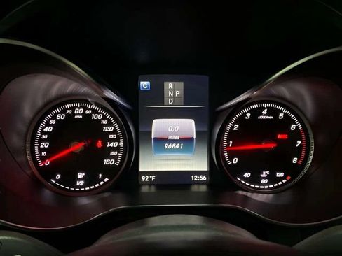 Used 2017 Mercedes-Benz GLC 300 4MATIC image 11