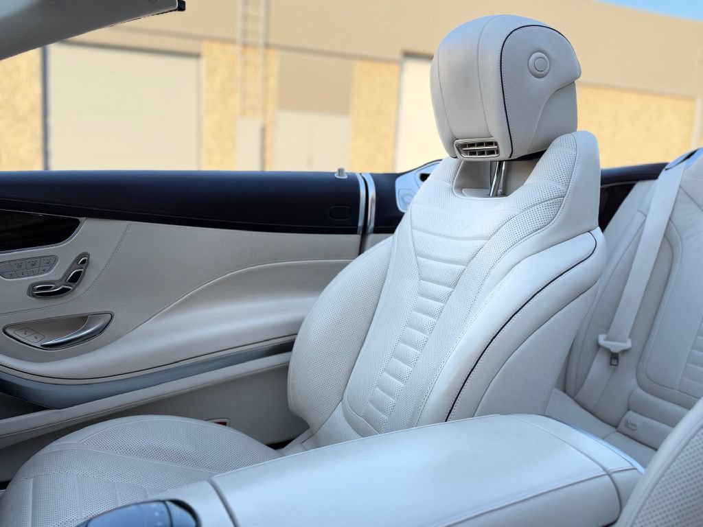 Used 2018 Mercedes-Benz S 560 Cabriolet image 25
