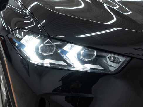 Used 2024 BMW X5 xDrive40i w/ Premium Package image 51