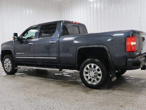 Used 2019 GMC Sierra 2500 Denali image 4