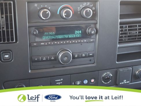 Used 2022 Chevrolet Express 4500 Extended w/ Power Convenience Package RWD image 23