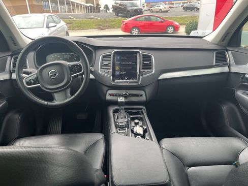 Used 2017 Volvo XC90 T6 Momentum w/ Vision Package AWD/4WD image 23
