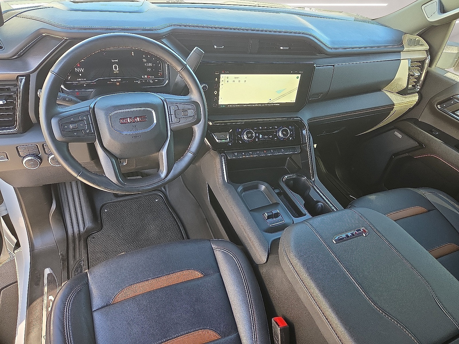 Used 2024 GMC Sierra 2500 AT4 w/ AT4 Premium Plus Package AWD/4WD image 6
