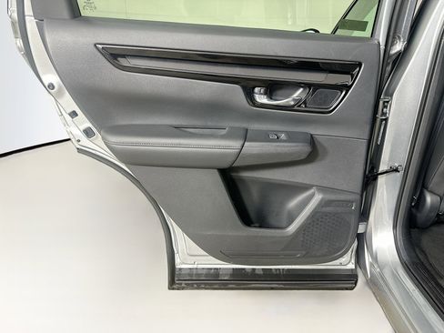Used 2025 Honda CR-V EX-L image 26