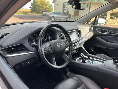 Used 2018 Buick Enclave Premium w/ Experience Buick Package AWD/4WD image 2