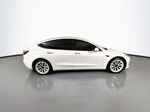 Used 2023 Tesla Model 3 Standard Range RWD image 8