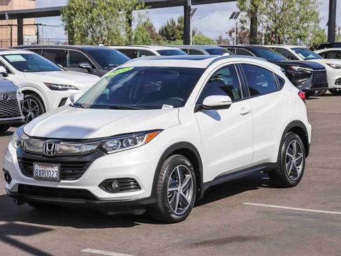 Used 2022 Honda HR-V EX image 3