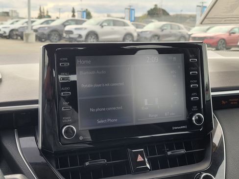 Used 2021 Toyota Corolla LE image 22