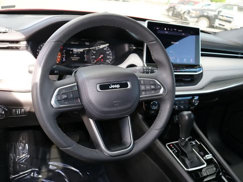 Used 2024 Jeep Compass Limited AWD/4WD image 29