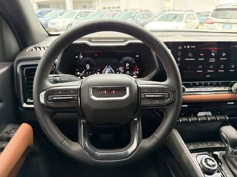 Used 2026 GMC Canyon AT4 AWD/4WD image 10