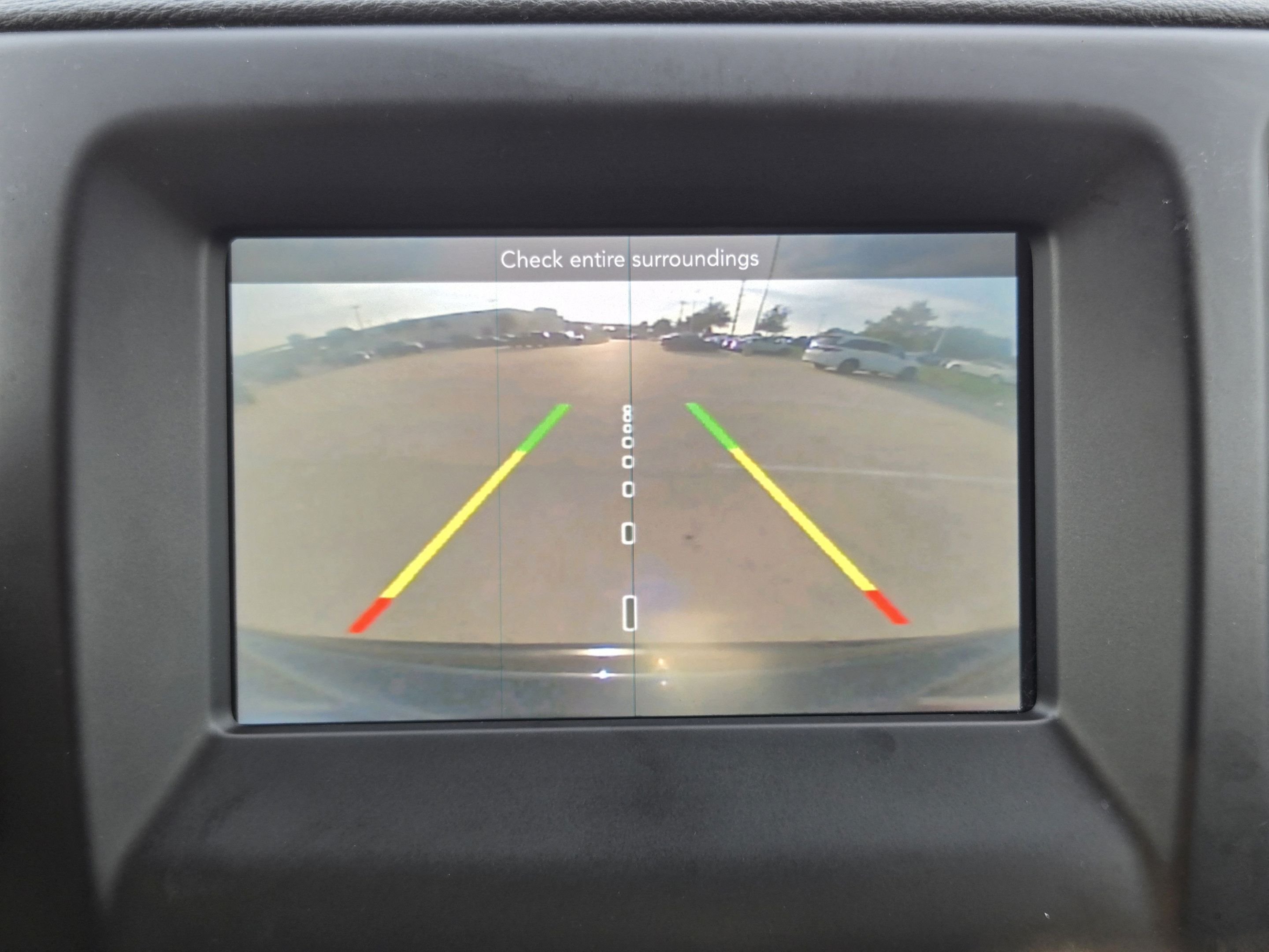 Used 2018 Jeep Compass Latitude FWD image 14