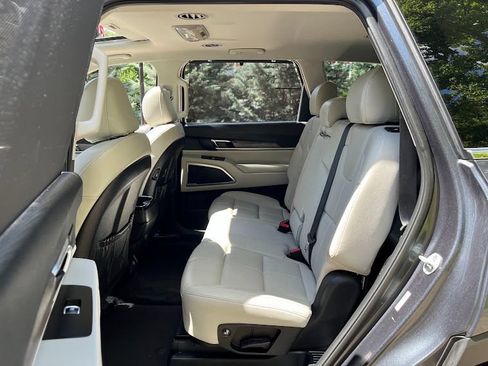 Used 2020 Kia Telluride EX AWD/4WD image 44