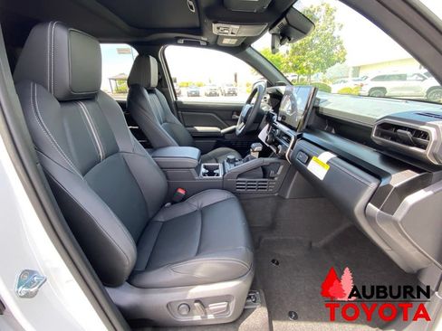 New 2026 Toyota 4Runner Limited AWD/4WD image 15