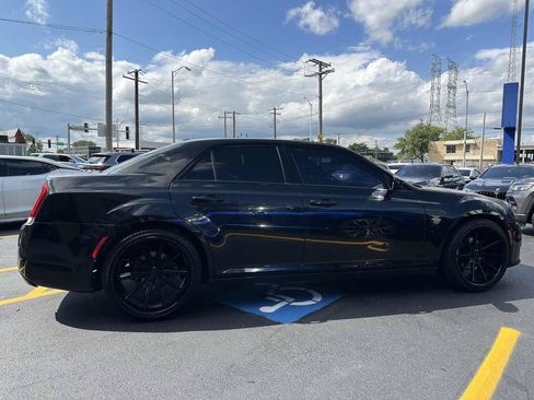 Used 2015 Chrysler 300 S RWD image 4