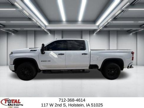 Used 2024 Chevrolet Silverado 2500 LTZ w/ LTZ Plus Package AWD/4WD image 5