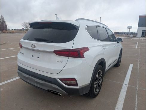 Used 2019 Hyundai Santa Fe Ultimate image 11