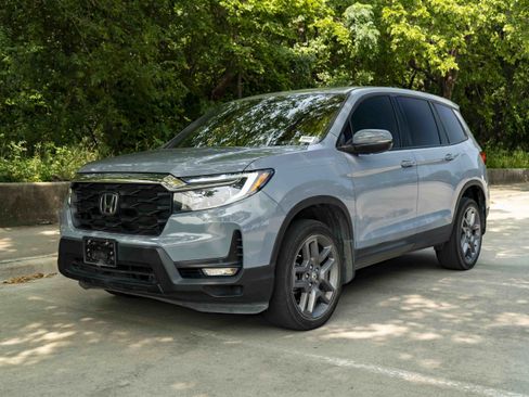 Used 2023 Honda Passport EX-L image 5