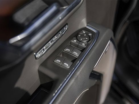 Used 2025 GMC Sierra 1500 Denali image 25