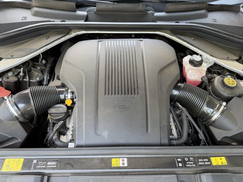 Used 2024 Land Rover Range Rover Autobiography AWD/4WD image 9