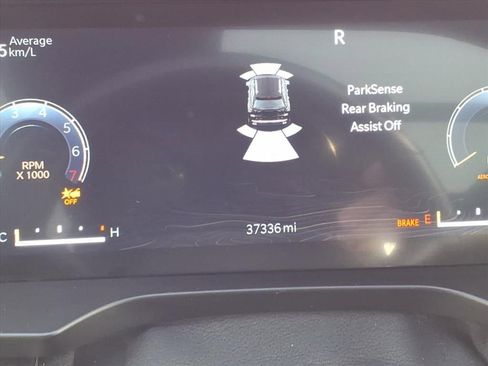 Certified 2022 Jeep Grand Cherokee Overland w/ Luxury Tech Group IV image 22