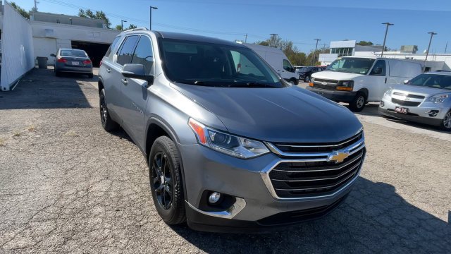 Used 2021 Chevrolet Traverse LT FWD image 4