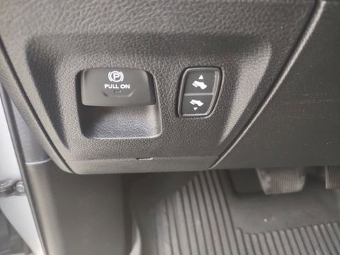 Used 2023 RAM 1500 Laramie image 24