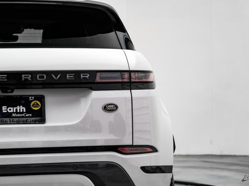 Used 2023 Land Rover Range Rover Evoque R-Dynamic S image 10