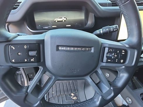 Used 2024 Land Rover Defender 130 X-Dynamic SE image 15