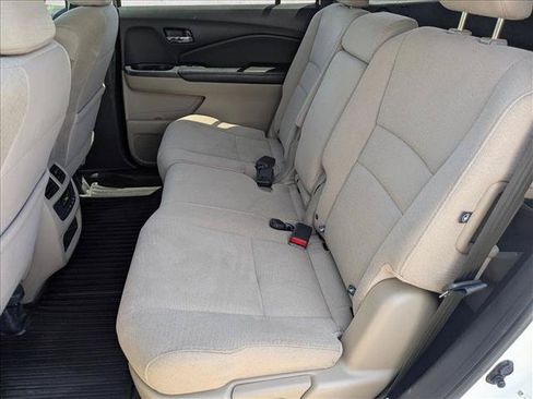 Used 2016 Honda Pilot EX image 16