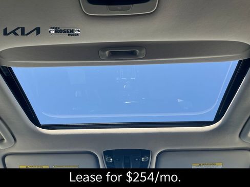 New 2026 Kia Seltos SX AWD/4WD image 18