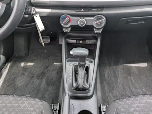 Certified 2021 Kia Rio S FWD image 22