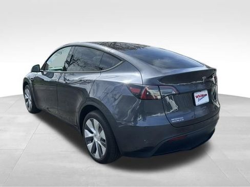 Used 2024 Tesla Model Y Long Range image 6
