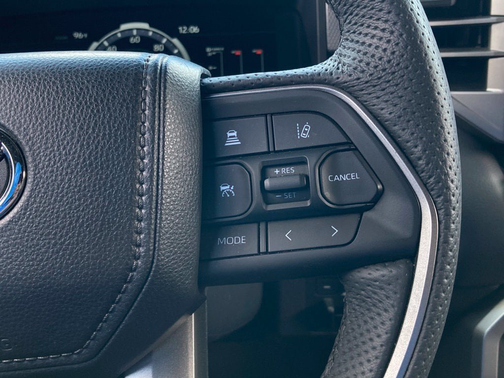 Certified 2026 Toyota Tundra Limited AWD/4WD image 18