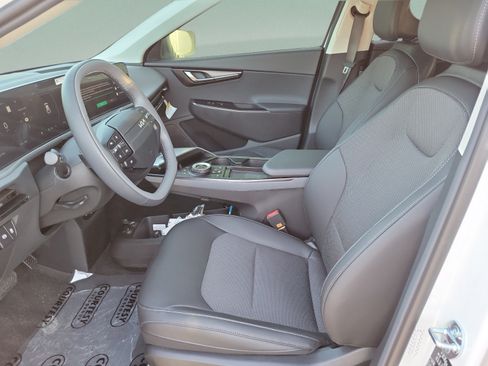 New 2026 Kia EV6 Light RWD image 18