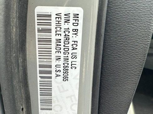 Used 2021 Dodge Durango GT image 31