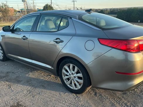 Used 2015 Kia Optima EX w/ EX Premium Package image 3