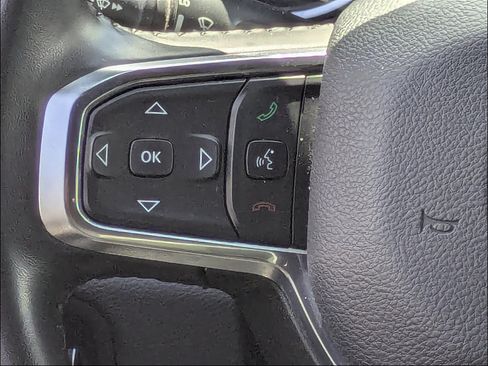 Used 2024 RAM 1500 Laramie AWD/4WD image 18