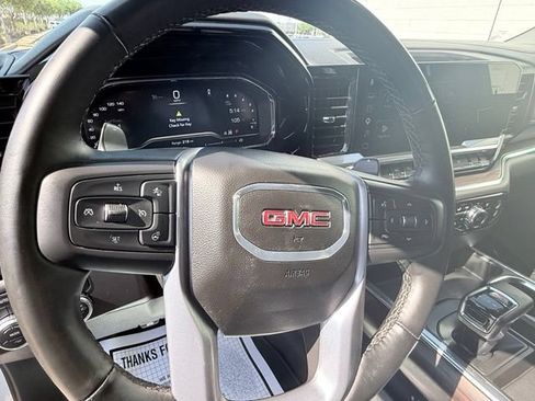 Used 2025 GMC Sierra 1500 SLT w/ SLT Convenience Package AWD/4WD image 12
