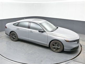 Used 2025 Honda Accord SE video 1
