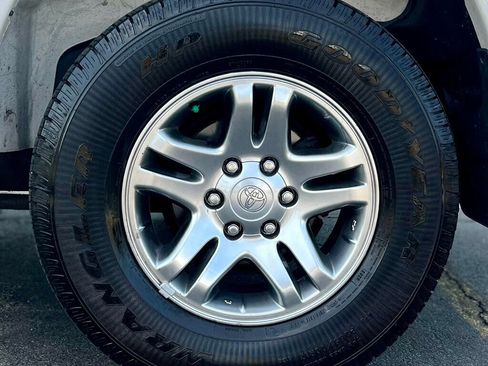 Used 2003 Toyota Sequoia Limited image 24