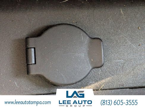 Used 2015 Nissan Pathfinder Platinum w/ Family Entertainment Package image 26