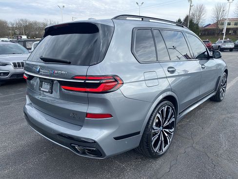 Used 2023 BMW X7 M60i w/ Executive Package image 5