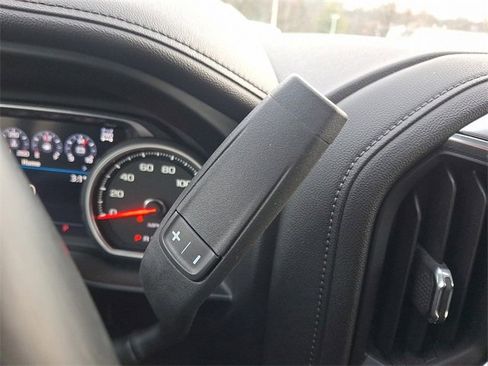 Used 2020 Chevrolet Silverado 2500 LTZ w/ LTZ Premium Package image 16