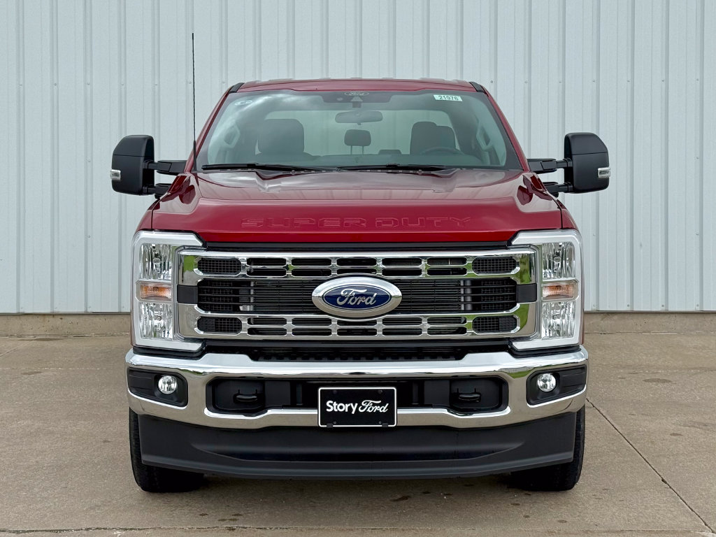 New 2026 Ford F250 XLT w/ FX4 Off-Road Package AWD/4WD image 9