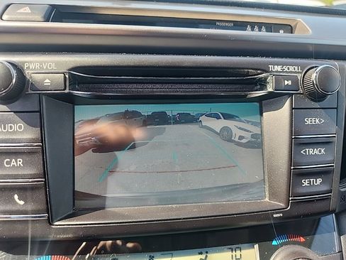 Used 2017 Toyota RAV4 XLE w/ Carpet Mat Package FWD image 22
