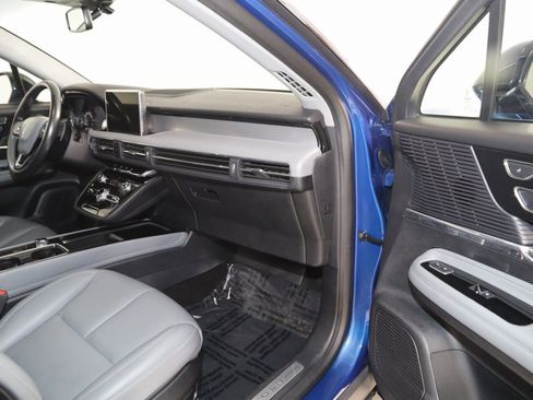 Used 2021 Lincoln Corsair FWD image 37