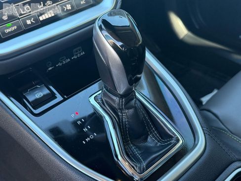 Used 2025 Subaru Outback Onyx Edition w/ Popular Package #2 image 24